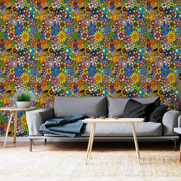 Papel de Parede Adesivo Floral Colorido Cartoon aplicado em parede de sala de estar