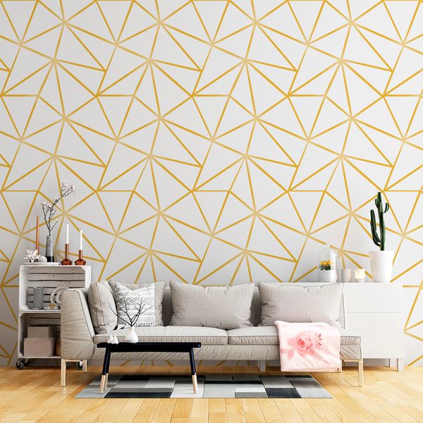 Papel de Parede Adesivo Geométrico Triângulos Zara Branco e Dourado aplicada em sala de estar